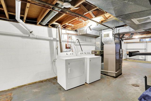 2612 E Dekist Street, Bloomington, IN 47408