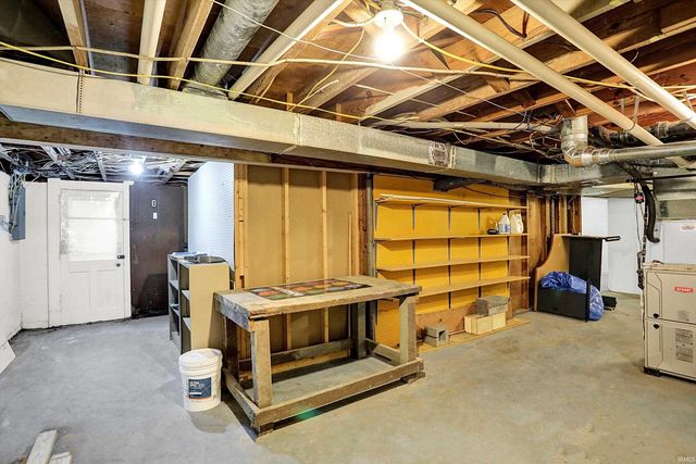 2612 E Dekist Street, Bloomington, IN 47408