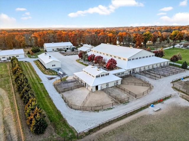 19661 171st Street, Basehor, KS 66007
