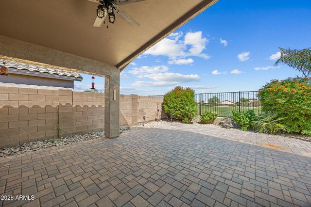 30449 N CORAL BEAN Drive, San Tan Valley, AZ 85143