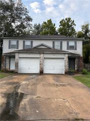 729 W Beck Drive, Fayetteville, AR 72703