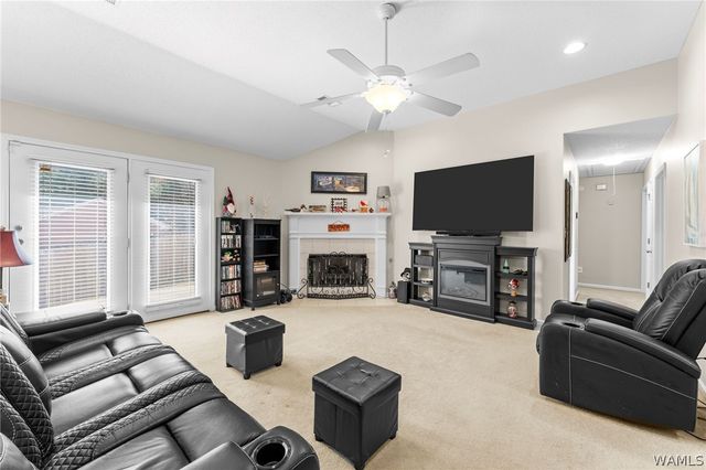 3111 Wisteria, Northport, AL 35473