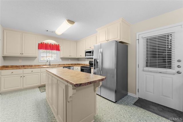 3111 Wisteria, Northport, AL 35473