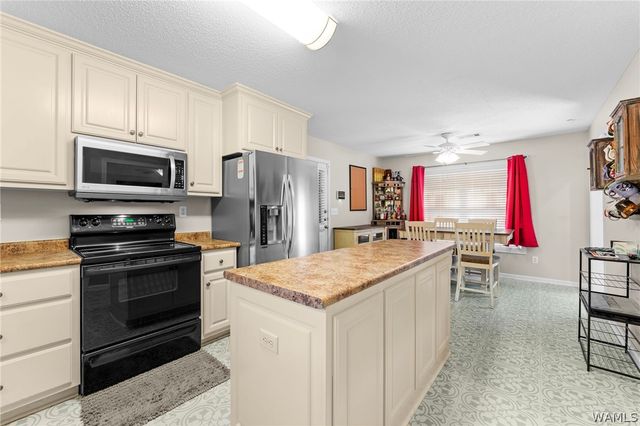 3111 Wisteria, Northport, AL 35473