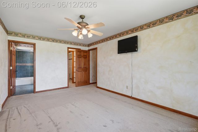 380 Sunset, White Lake Charter Township, MI 48383