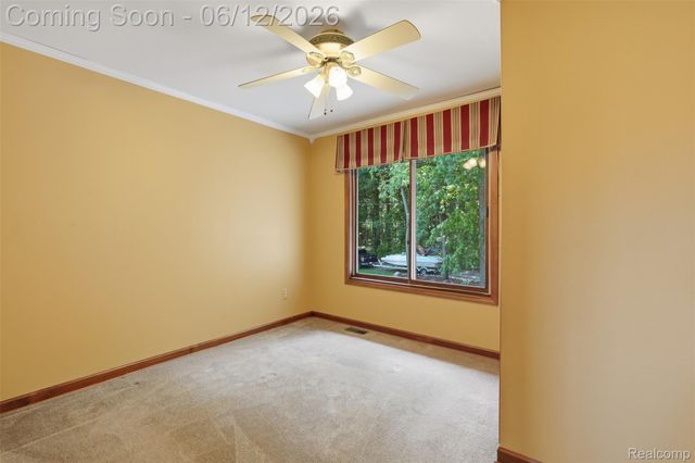 380 Sunset, White Lake Charter Township, MI 48383