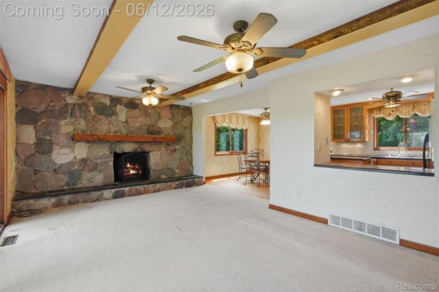 380 Sunset, White Lake Charter Township, MI 48383