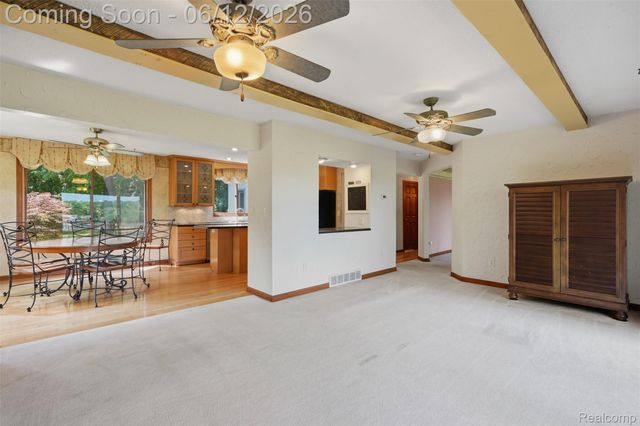 380 Sunset, White Lake Charter Township, MI 48383