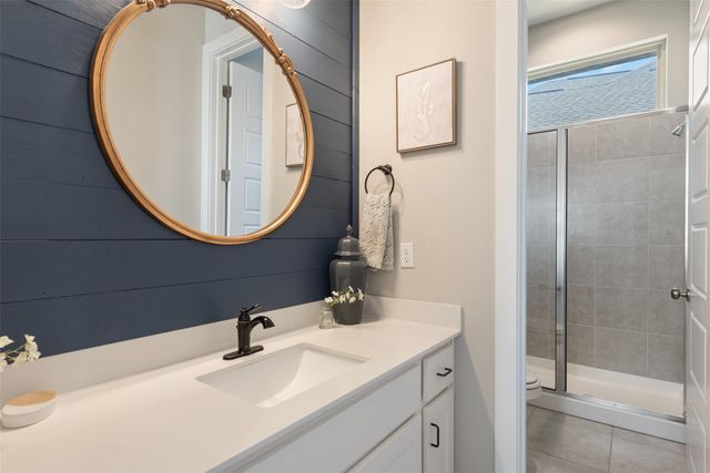 654 Dayridge DR, Dripping Springs, TX 78620