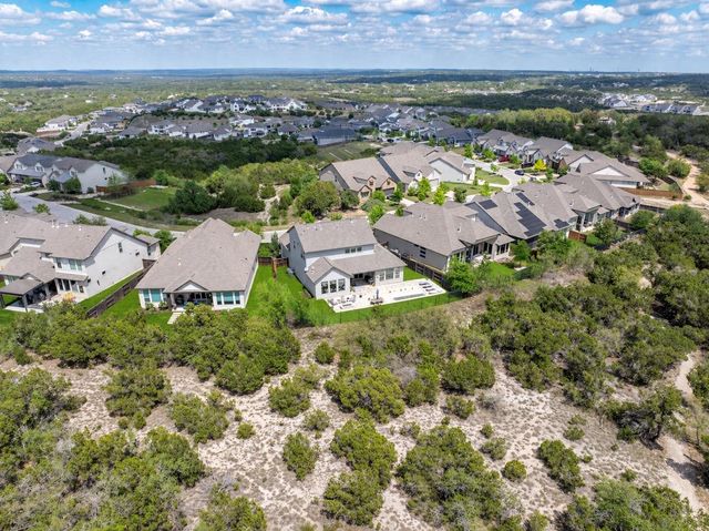 654 Dayridge DR, Dripping Springs, TX 78620