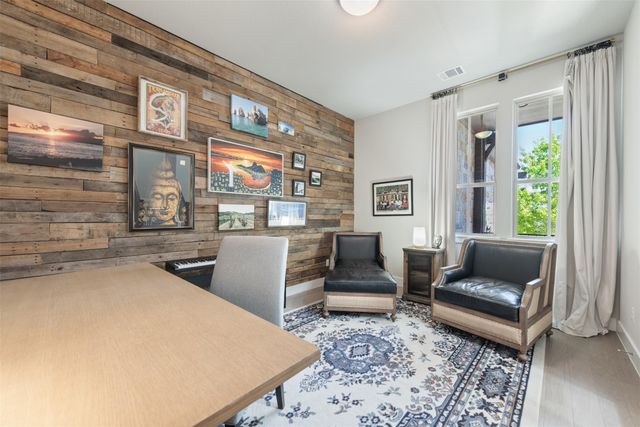 654 Dayridge DR, Dripping Springs, TX 78620