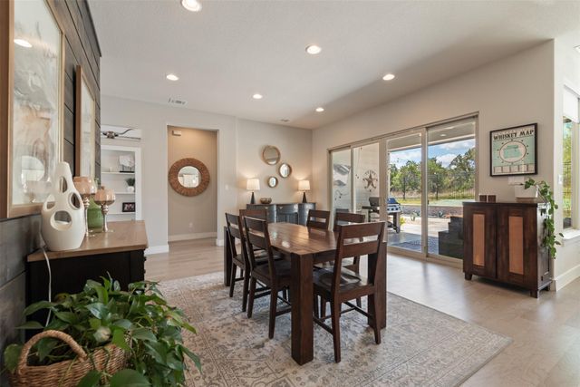 654 Dayridge DR, Dripping Springs, TX 78620