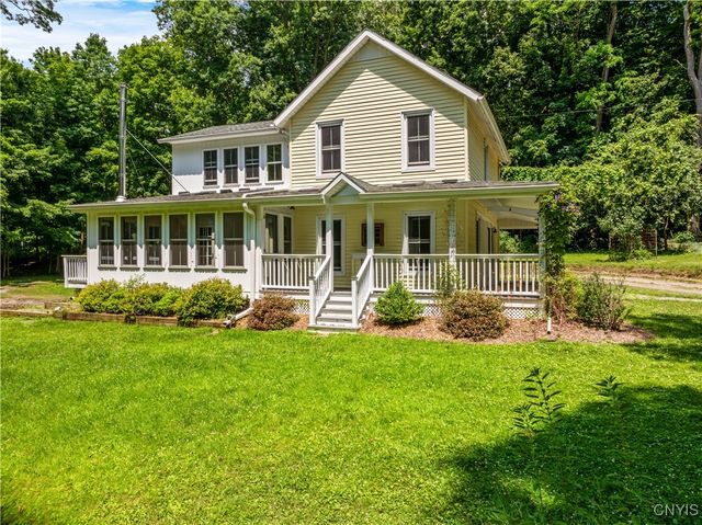 136 Hillside Drive, Manlius, NY 13104