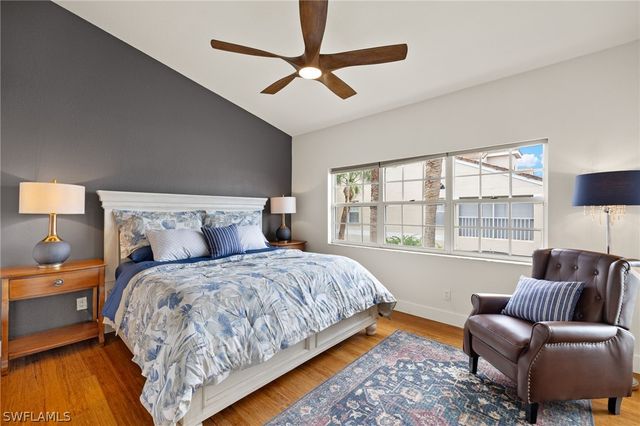 8365 Excalibur CIR K4, Naples, FL 34108