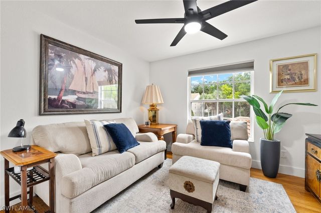 8365 Excalibur CIR K4, Naples, FL 34108