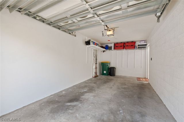 8365 Excalibur CIR K4, Naples, FL 34108