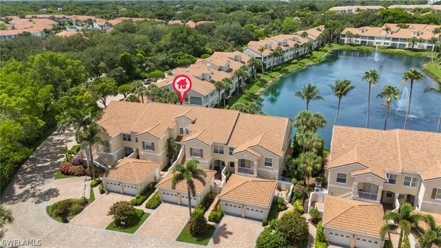 8365 Excalibur CIR K4, Naples, FL 34108