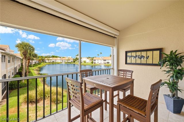 8365 Excalibur CIR K4, Naples, FL 34108