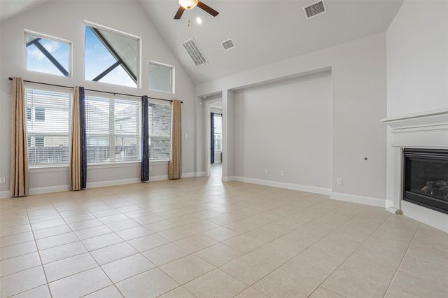 728 Landing St LN, Leander, TX 78641