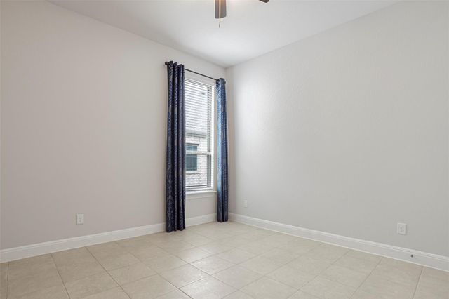 728 Landing St LN, Leander, TX 78641