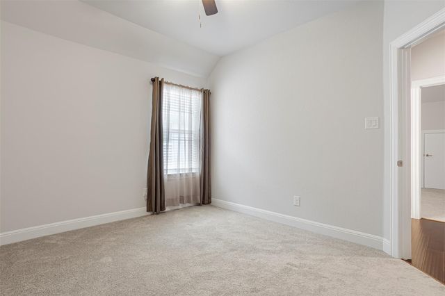 728 Landing St LN, Leander, TX 78641