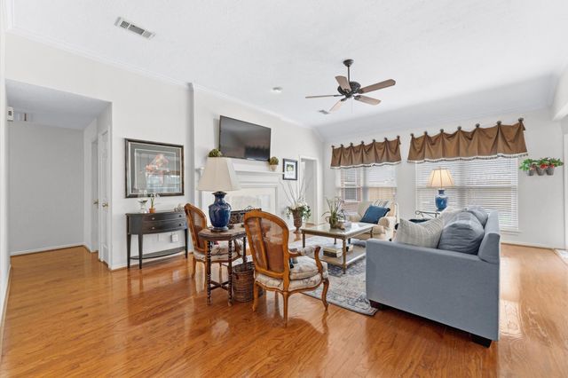 5411 Glade Estates Drive, Houston, TX 77339