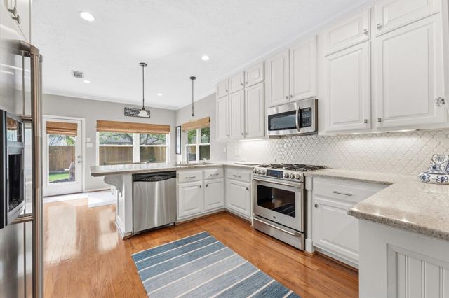 5411 Glade Estates Drive, Houston, TX 77339