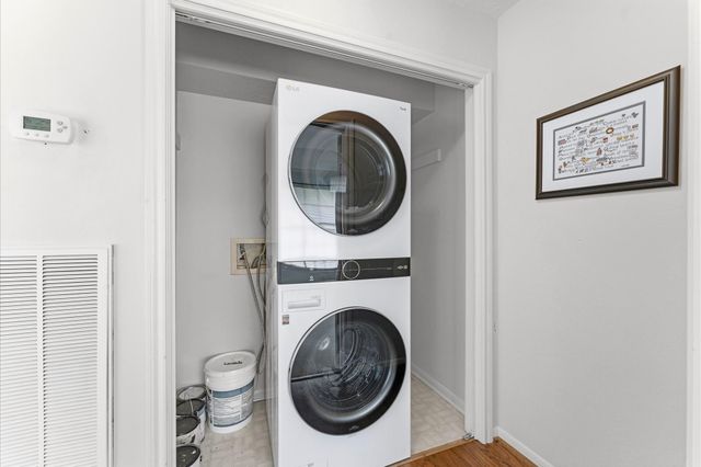 5411 Glade Estates Drive, Houston, TX 77339