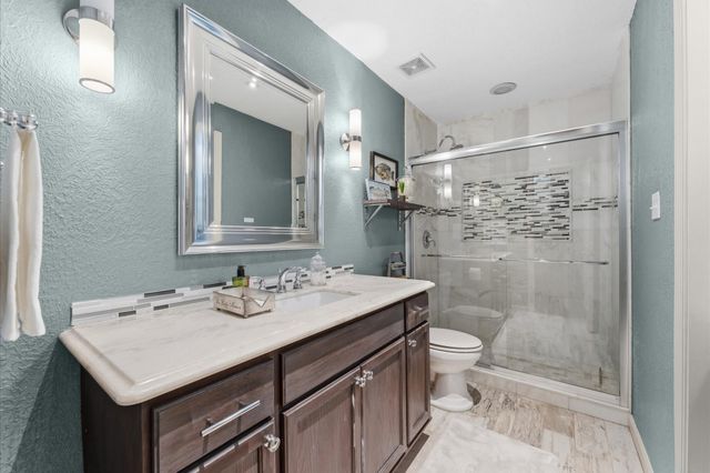 5411 Glade Estates Drive, Houston, TX 77339