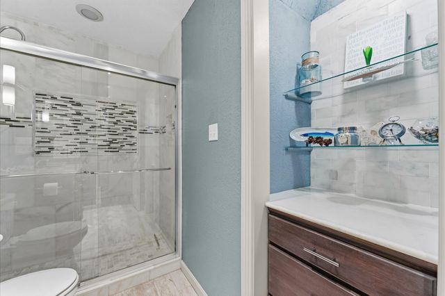 5411 Glade Estates Drive, Houston, TX 77339