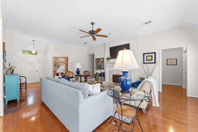 5411 Glade Estates Drive, Houston, TX 77339