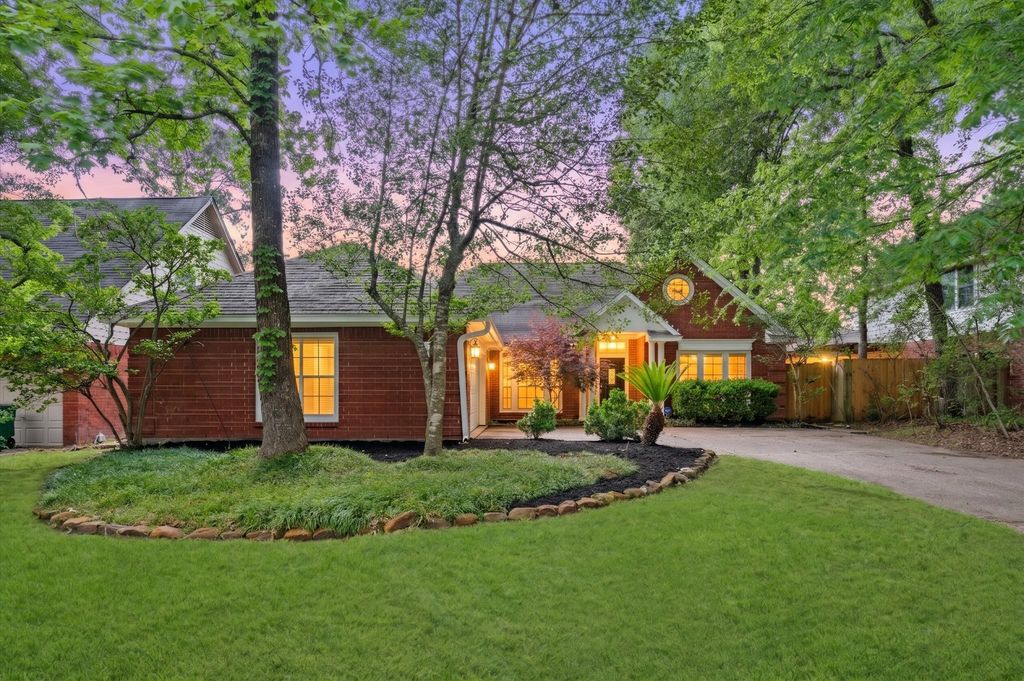 5411 Glade Estates Drive, Houston, TX 77339