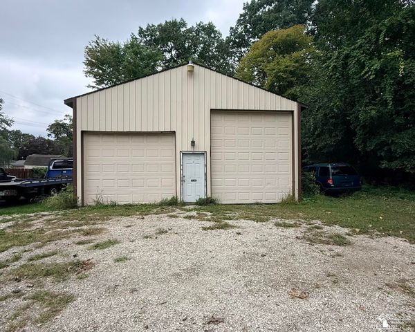 9930 Shook Road, Romulus, MI 48174