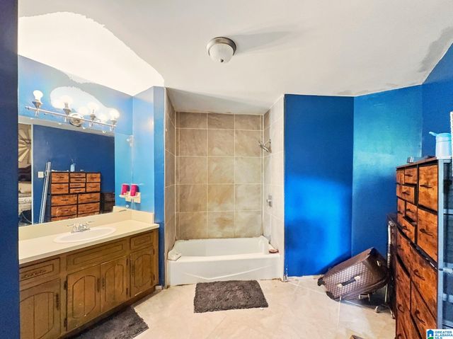 5210 STARLITE DRIVE, Birmingham, AL 35210