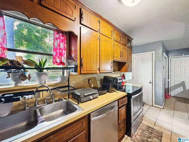 5210 STARLITE DRIVE, Birmingham, AL 35210