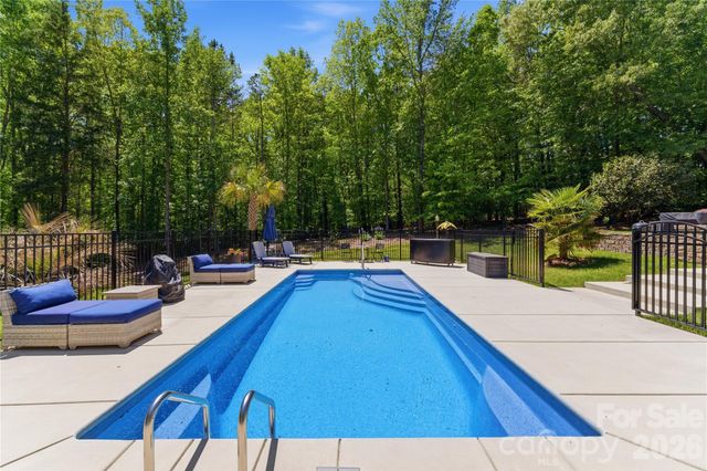 3503 Waxhaw Indian Trail Road S, Waxhaw, NC 28173