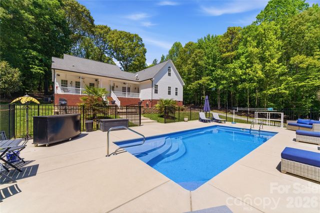3503 Waxhaw Indian Trail Road S, Waxhaw, NC 28173