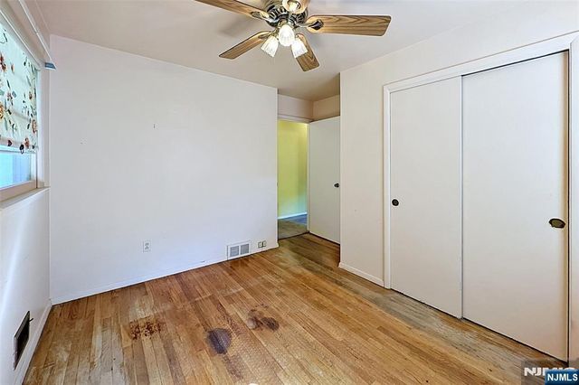 8 Mohawk Avenue, Rockaway Township, NJ 07866