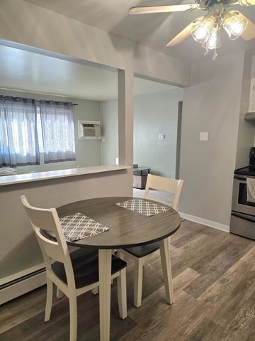 1101 Harlem Avenue 203, Forest Park, IL 60130