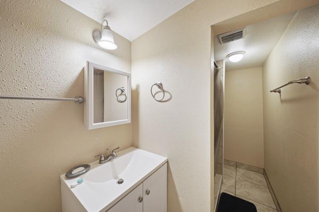 10338 Norvic Street, Houston, TX 77029