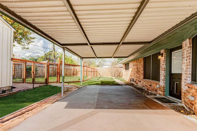 11222 Sagepark Lane, Houston, TX 77089