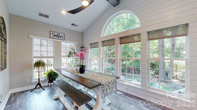 1000 Irish Moss Lane, Matthews, NC 28104
