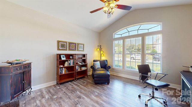 1000 Irish Moss Lane, Matthews, NC 28104