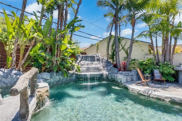 3556 Roxanne, Long Beach, CA 90808