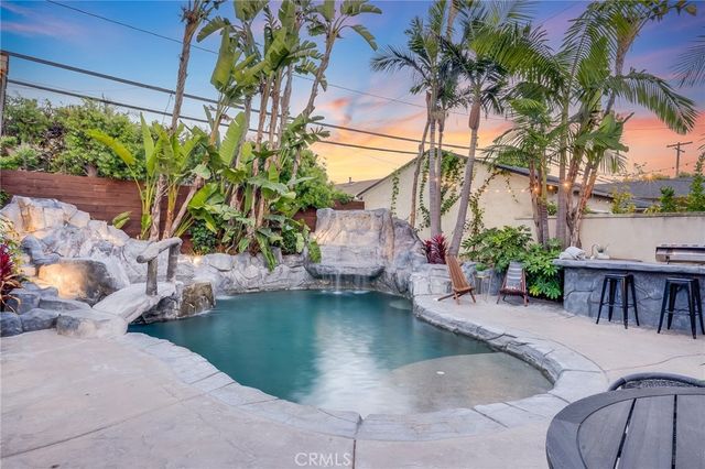 3556 Roxanne, Long Beach, CA 90808