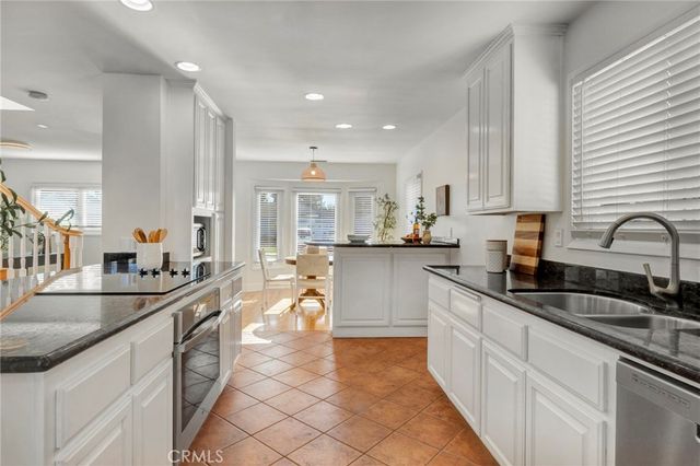 3556 Roxanne, Long Beach, CA 90808