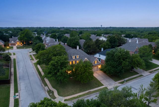 965 Fall Creek, Grapevine, TX 76051