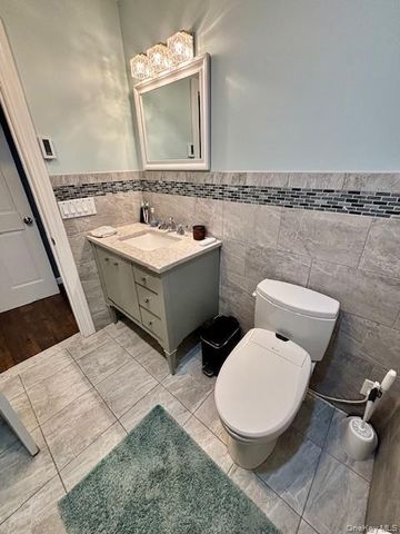 539 W Park Avenue 1, Long Beach, NY 11561