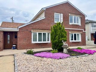 539 W Park Avenue 1, Long Beach, NY 11561