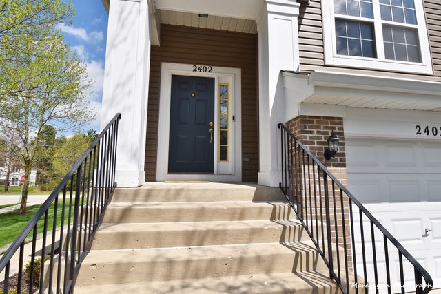 2402 Wilton Lane 2402, Aurora, IL 60502